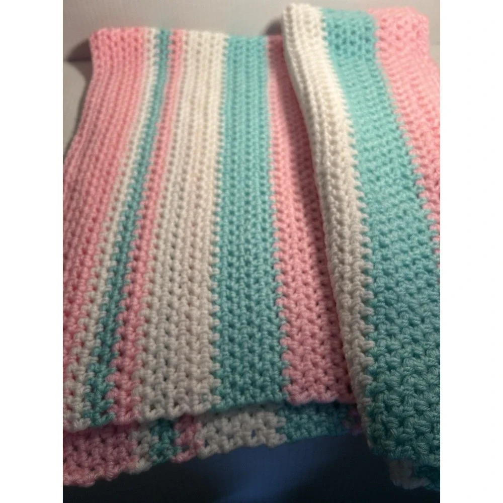 Crochet blanket hand made new pink mint white rick rack pattern 22x44